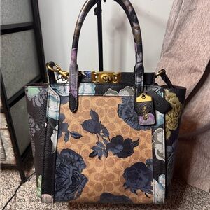 Floral Coach troupe leather kaffe fasset print rare